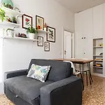 Stile E Comodita Bilocale Milano
